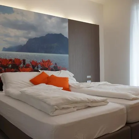 Rivachiara Apart Otel Riva del Garda